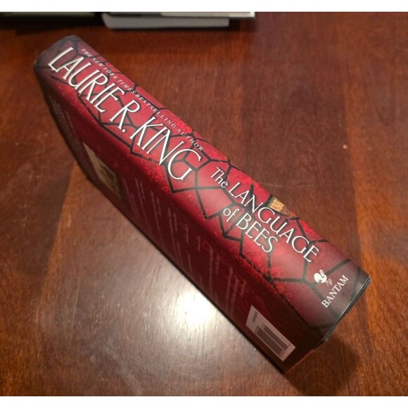 Language Of Bees Laurie R. King SIGNED 1st Printing 1st Edition 2009 HC DJ - Picture 2 of 15